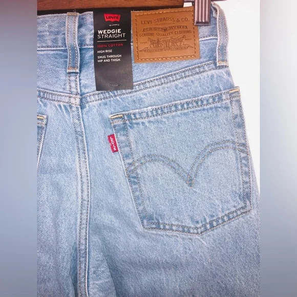 Levi’s jeans (23X26) - Picture 12 of 16